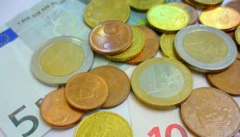 Le Smic Mensuel Net Va Augmenter De Euros Au Er Janvier