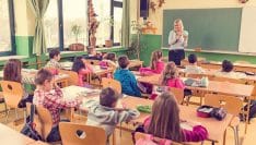 Réduire les tailles des classes améliore les performances scolaires