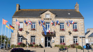 Une "panne des maires" entraînerait un "crash démocratique", alerte le président des petites villes