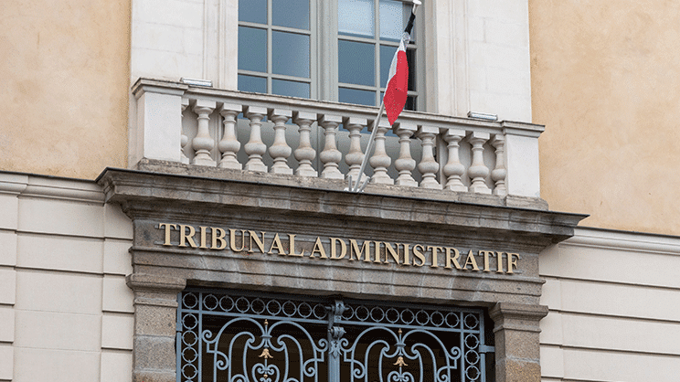 Quelle est la force exécutoire d’une transaction homologuée par le juge administratif ?