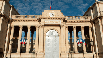 La loi d'urgence pour Mayotte examinée dans l'hémicycle de l'Assemblée