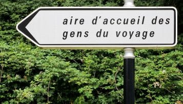 Améliorer l'accueil des gens du voyage et mieux lutter contre les installations illicites