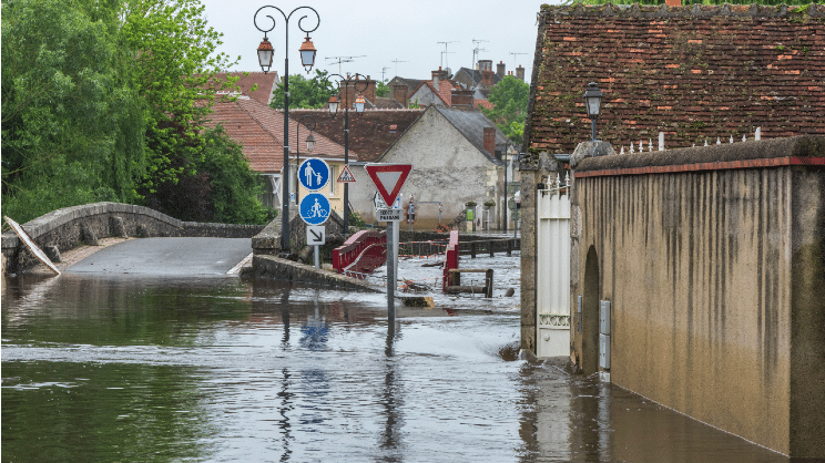 Inondations : le Sénat renforce la prévention des risques dans les collectivités